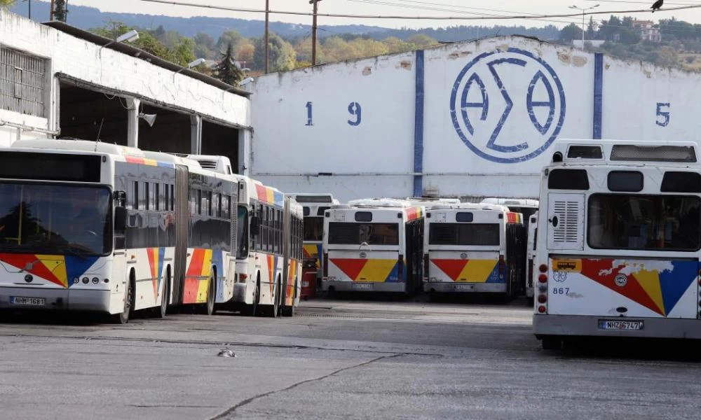 Απαρχαιωμένο λεωφορείο του ΟΑΣΘ εκτόξευσε καυτό νερό πάνω σε 61χρονη